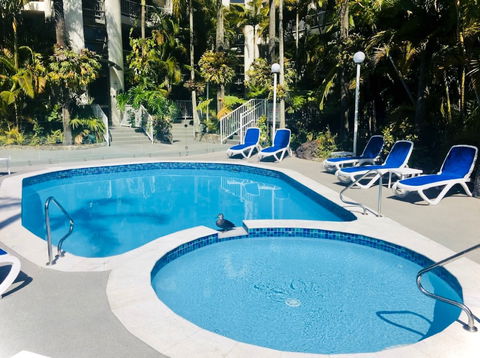 Copacabana Holiday Apartments - QLD Tourism 3