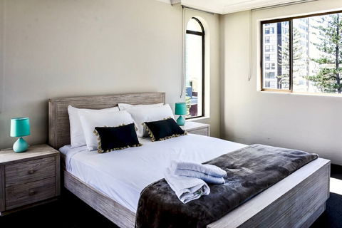 Copacabana Holiday Apartments - QLD Tourism 6
