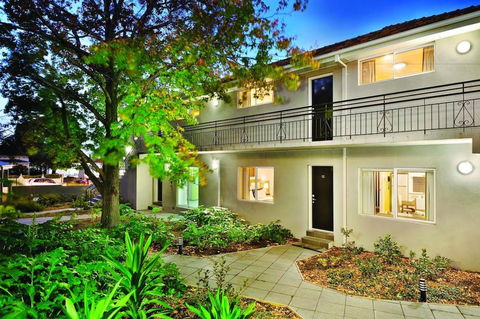 Brighton Serviced Apartments - Queensland Tourism 0