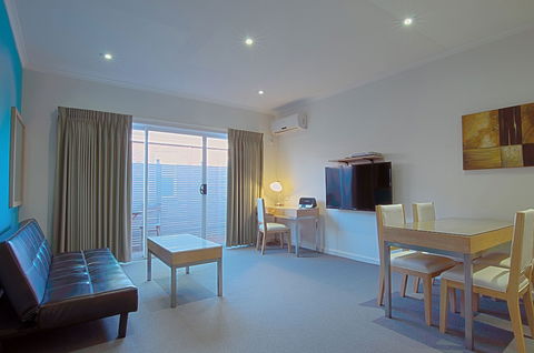 Brighton Serviced Apartments - Queensland Tourism 2