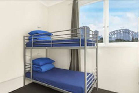 Funk House Backpackers - QLD Tourism 5