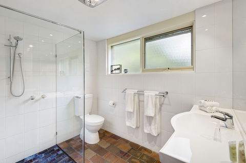 Bungunyah Apartments - Queensland Tourism 5