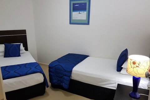 Kirra Beach Apartments - Queensland Tourism 5