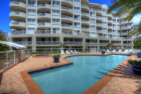 Kirra Beach Apartments - Queensland Tourism 2