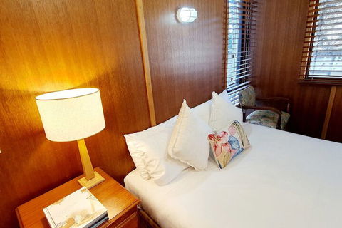 Point Lonsdale Guest House - QLD Tourism 2