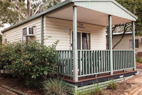 Crystal Brook Tourist Park - Queensland Tourism 1