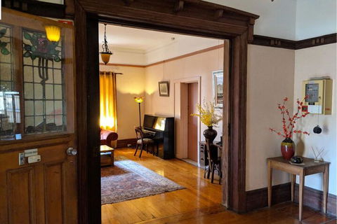 Burwood Bed And Breakfast - Queensland Tourism 2