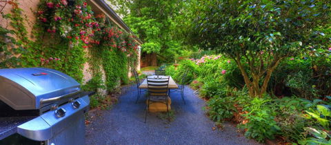 Old Wesley Dale Heritage Accommodation - QLD Tourism 3