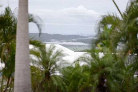 Ninderry Manor Luxury Retreat - QLD Tourism 1