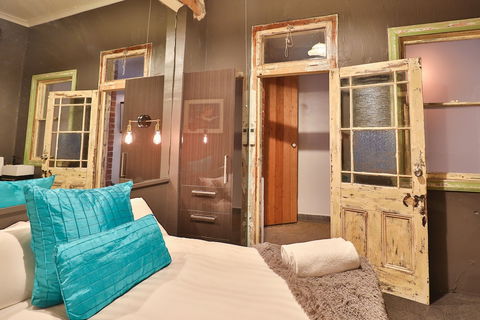 Indulge Apartments - Eighth Street - QLD Tourism 4