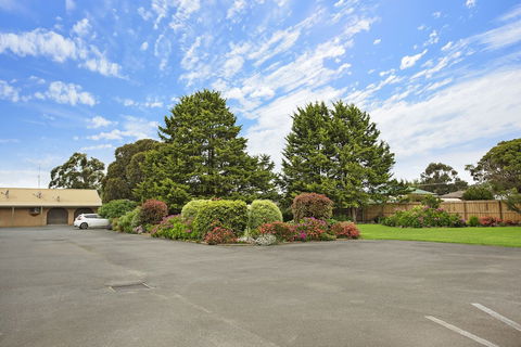 Manifold Motor Inn - QLD Tourism 1