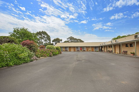 Manifold Motor Inn - QLD Tourism 4