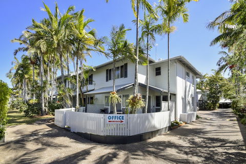 Coco Bay Resort - QLD Tourism 0