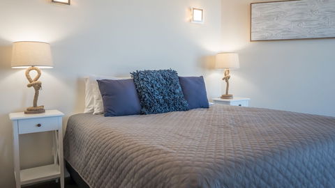 The Rocks Resort - Queensland Tourism 5