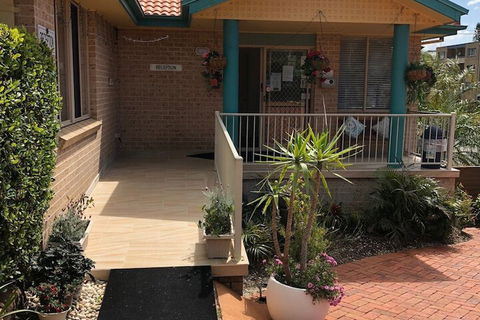 Beaches Serviced Apartments - Queensland Tourism 1