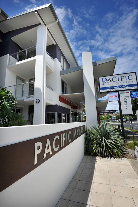 Pacific Marina Apartments - Queensland Tourism 1