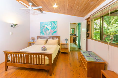 The Epiphyte Bed & Breakfast - Queensland Tourism 1