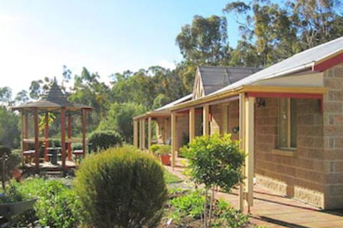 Riesling Trail & Clare Valley Cottages - QLD Tourism 2