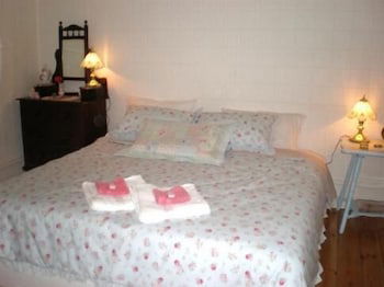 Brown's House Bed And Breakfast - Queensland Tourism 5