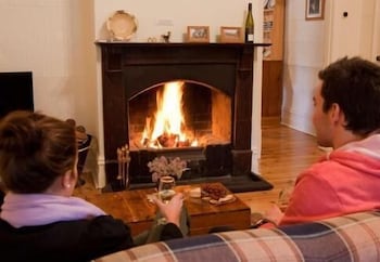 Brown's House Bed And Breakfast - Queensland Tourism 3