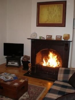 Brown's House Bed And Breakfast - Queensland Tourism 2