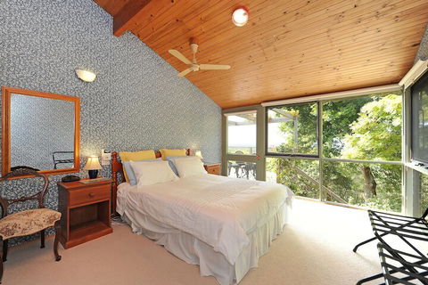 Wanawong Retreat - QLD Tourism 4