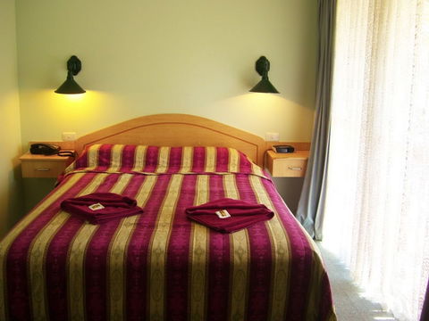 Homestead Motel - Queensland Tourism 5