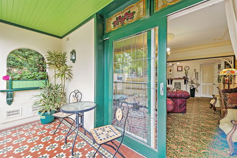 The Charrington Boutique Hotel - QLD Tourism 5