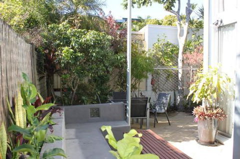 A Beautiful Flat - QLD Tourism 1
