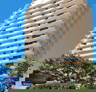 Beachside Tower - Queensland Tourism