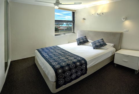 View Pacific Holiday Apartments - Queensland Tourism 6