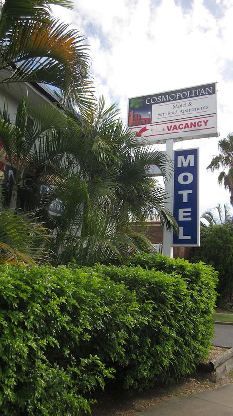 The Cosmopolitan Motel And Serviced Apartments - Queensland Tourism 0