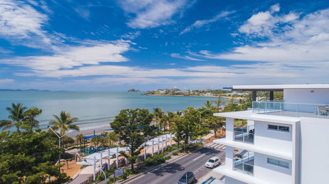 Echelon Apartments - QLD Tourism 0