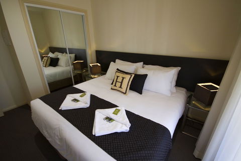H Boutique Hotel - QLD Tourism 6
