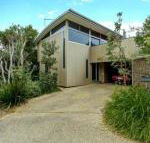 STYLISH HOLIDAY HOME OPPOSITE SURF - QLD Tourism