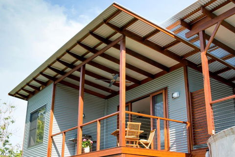 Lilypad Luxury Cabins - Queensland Tourism 6