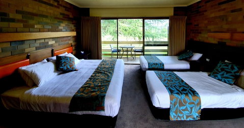Shepparton Golf Club Motel - Queensland Tourism 2