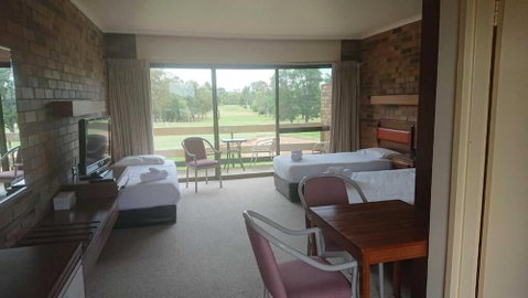 Shepparton Golf Club Motel - Queensland Tourism 4