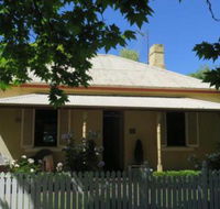 Dalton Cottage - QLD Tourism