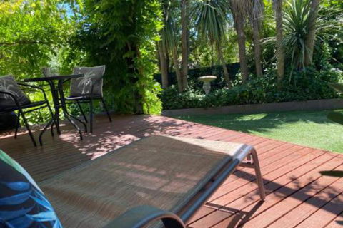 Double Nut Chalets Daylesford - Queensland Tourism 0