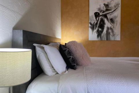 Double Nut Chalets Daylesford - Queensland Tourism 7