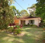 35 Santa Monica Avenue Coolum Beach Pet Friendly Linen Included - Queensland Tourism