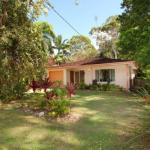 35 Santa Monica Avenue Coolum Beach Pet Friendly Linen Included - Queensland Tourism 0
