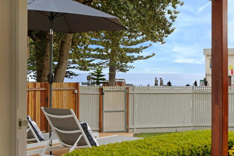 The Beach House North Wollongong - QLD Tourism 5