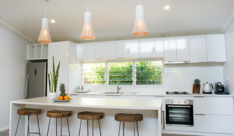 Sols Place Boutique Pool Villas - QLD Tourism 6