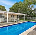 Poolside Noosa Oasis Pet Friendly - QLD Tourism