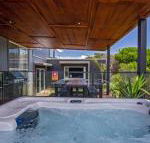 Island Getaway Cape Woolamai - Queensland Tourism