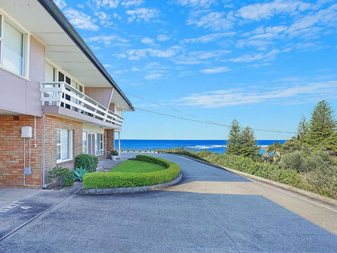 Toowoon Bay Beachside Unit Unit 4 - QLD Tourism 3