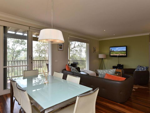 Villa Executive 2br Sangiovese Resort Condo Located Within Cypress Lakes Resort (nothing Is More Central) - Queensland Tourism 1