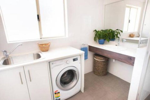 Starboard Views Kalbarri River Front Apartment - QLD Tourism 3